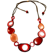 Charger l&#39;image dans la galerie, Vi Pebbles coral red - Necklace Eyeglass holder in USA - cavaaller-Itwillbefine
